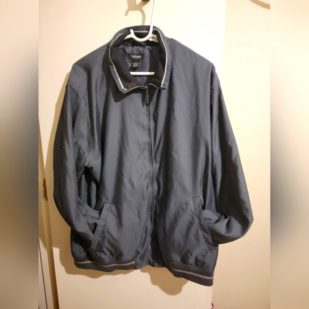 Van Heusen Windbreaker